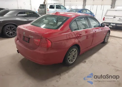 2010 BMW 328I xDrive z USA, uszkodzony, nr VIN WBAPK7C5XAA462244